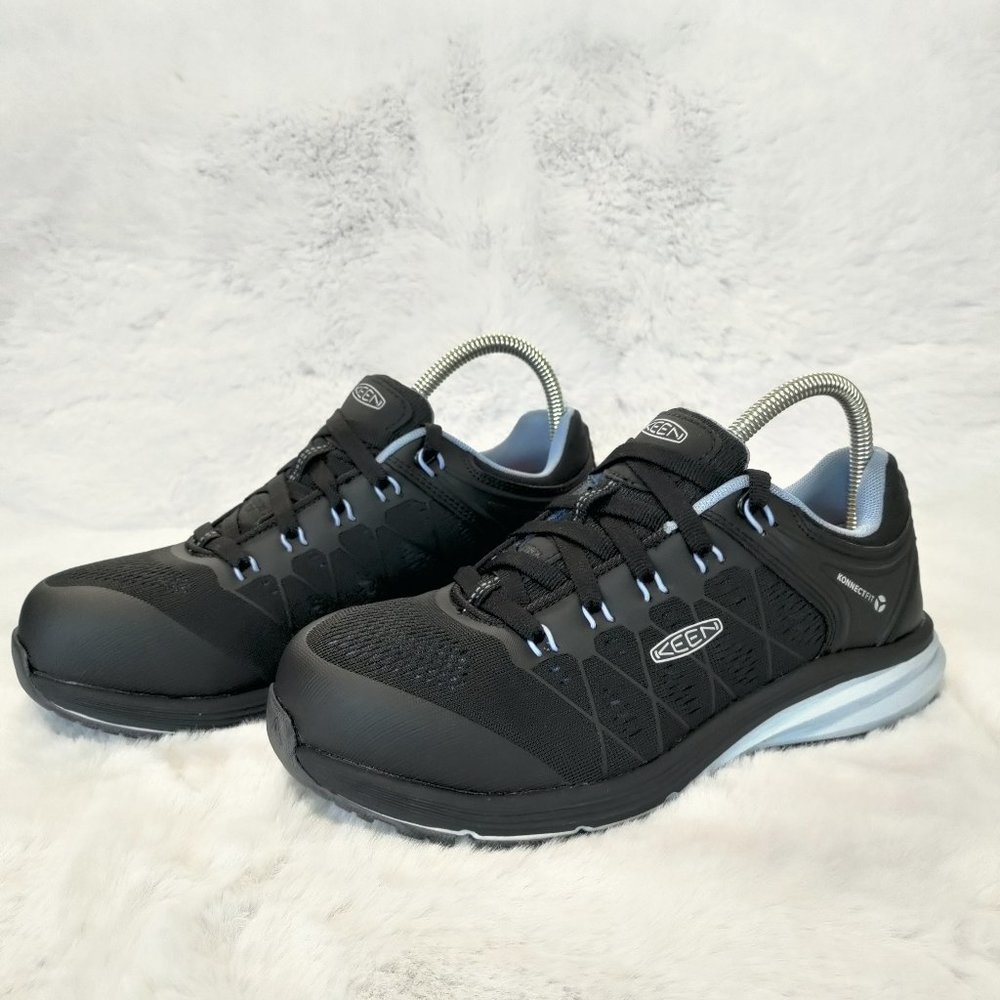 Keen Utility Women's Vista Energy Steel Toe Work Shoe Sneaker Black Size 8W US